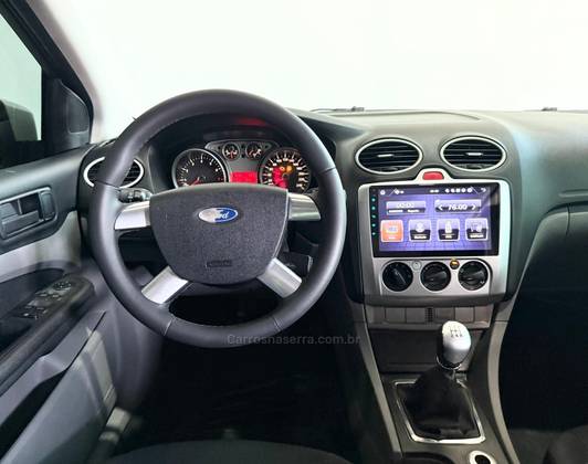 FORD FOCUS 1.6 GL 8V FLEX 4P MANUAL